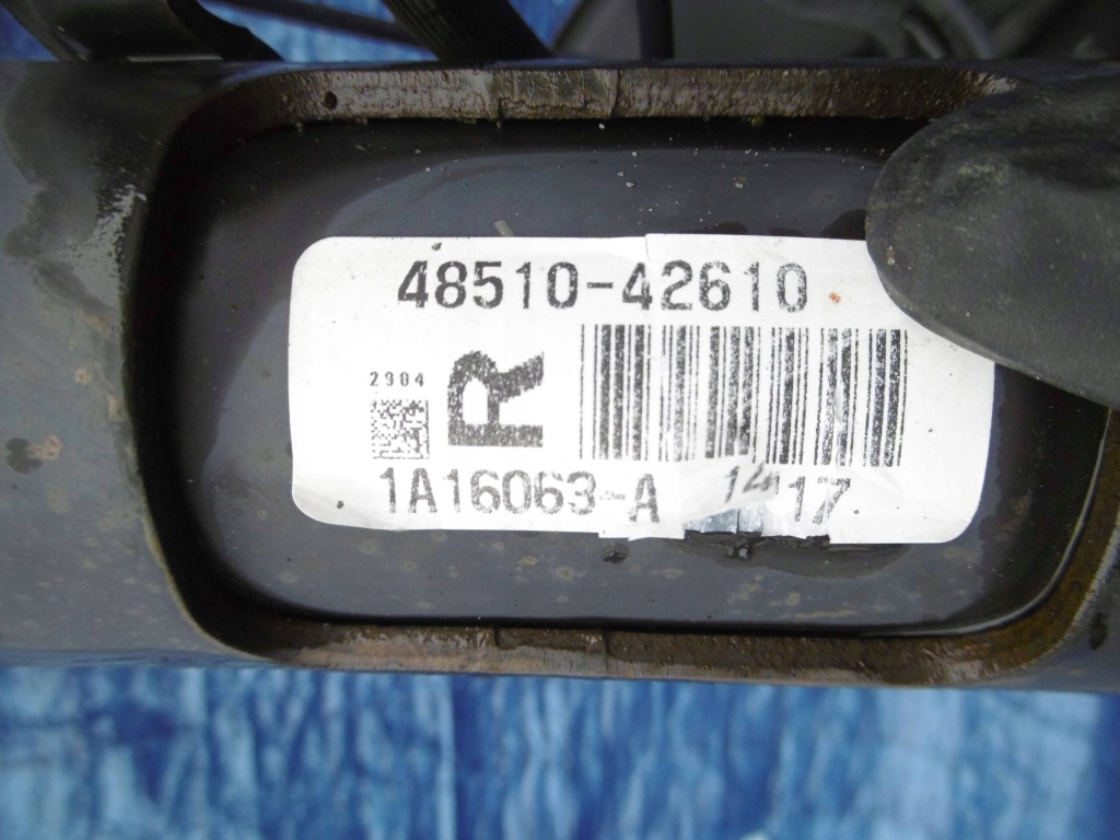 Toyota rav4 iv 2.5 гібрид поворотний кулак амортизатор правий перед 48510-42610 Київ