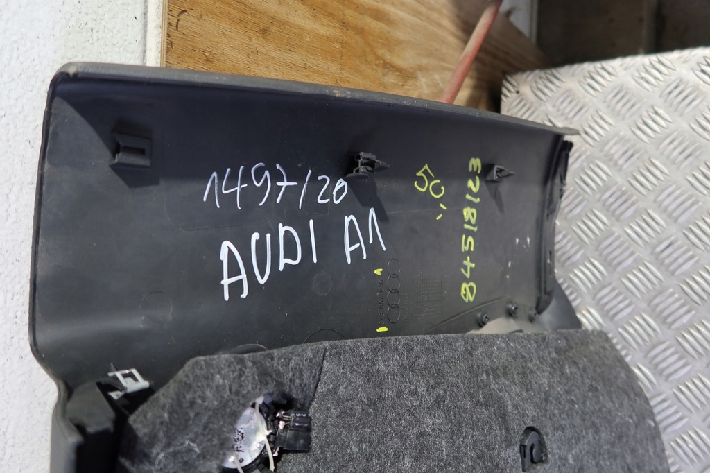 фото №8, Обшивка обивка задняя правая audi a1 8x 3d