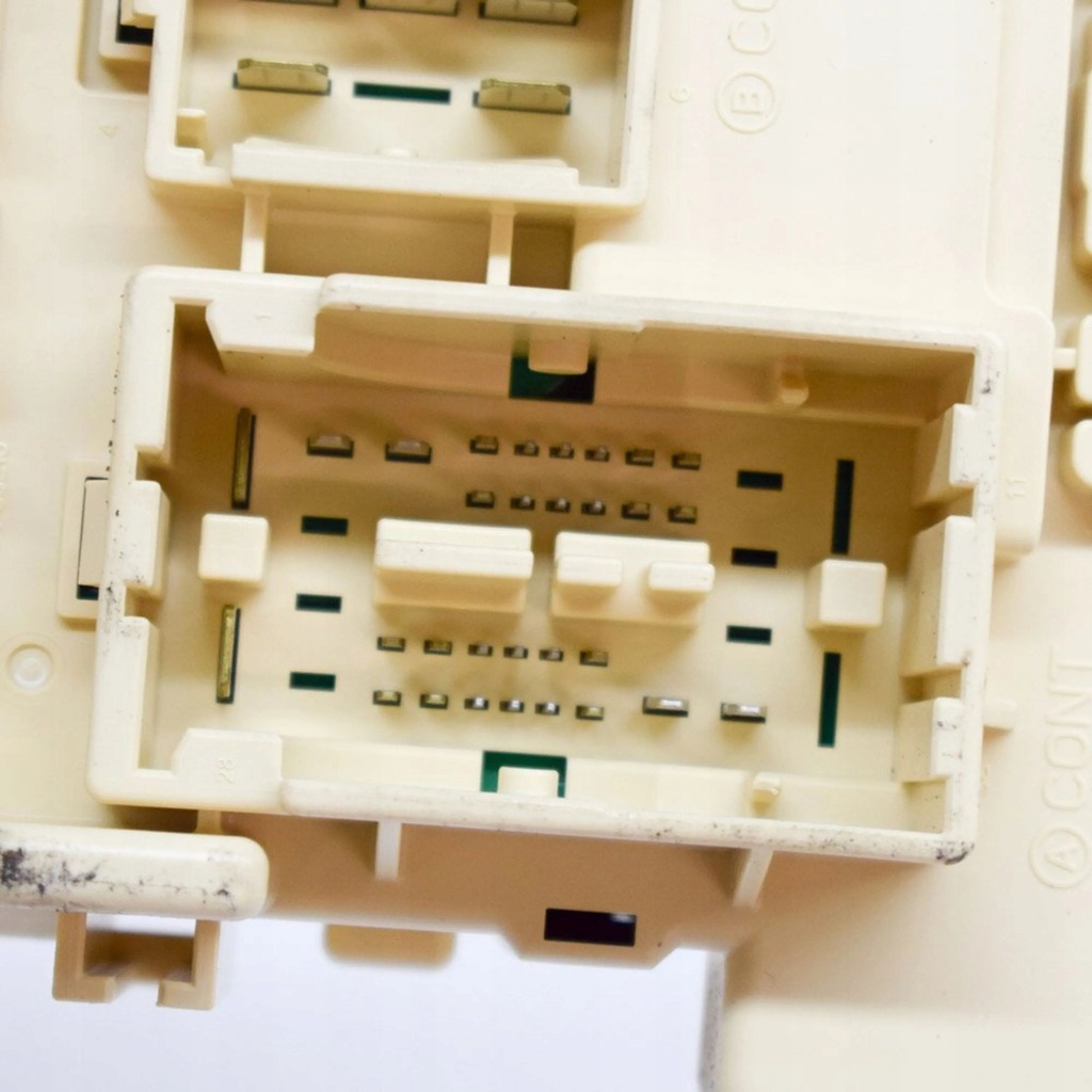 фото №5, Kia sportage 2016 рамка / модуль запобіжників