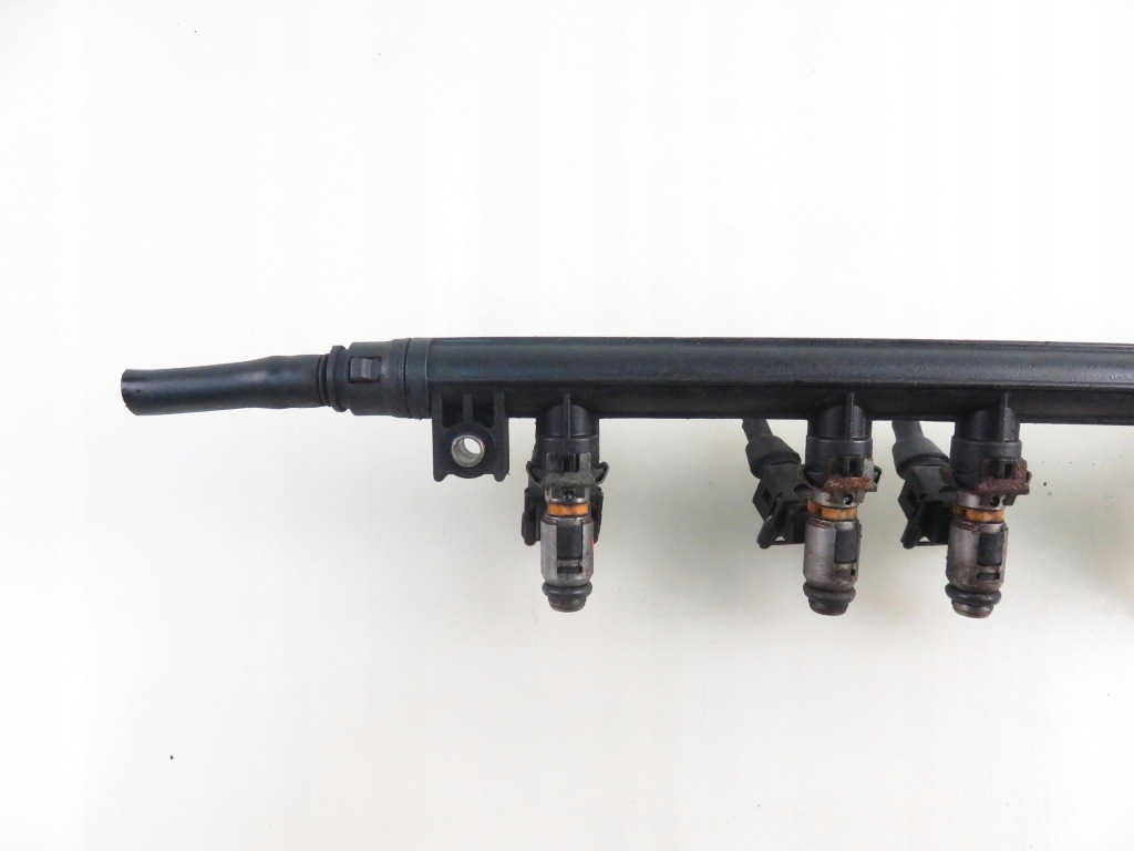 фото №10, Молдинг упорскування fiat grande punto 199_ 1.4 iwp160 350 a1.000