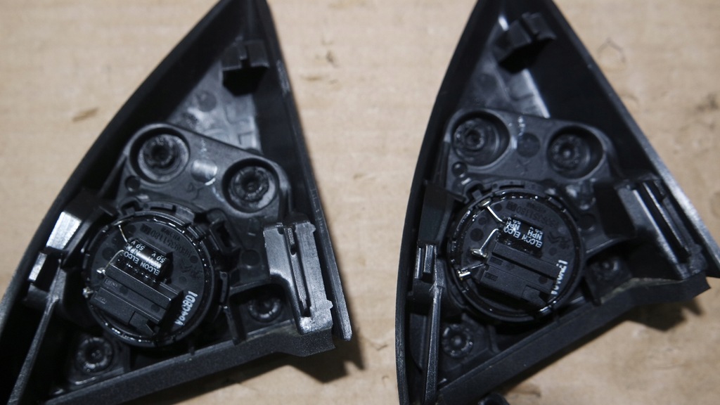 фото №4, Треугольник динамик ds7 crossback lift 2023r.