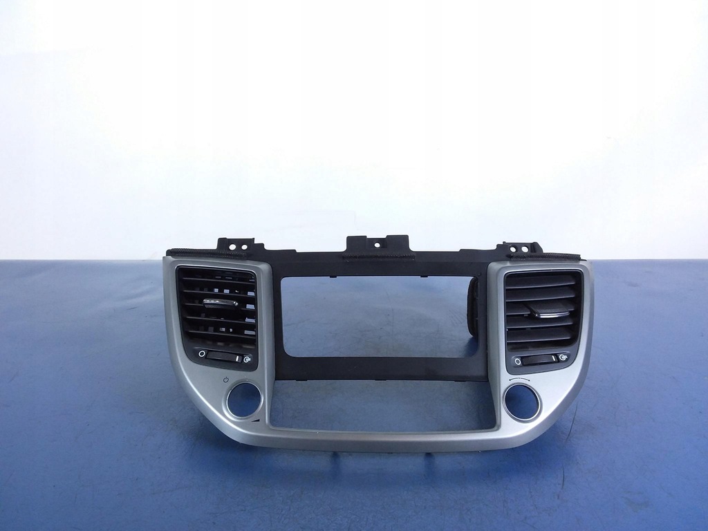 фото №1, Hyundai tucson ii рамка радіо ґрати обдув
