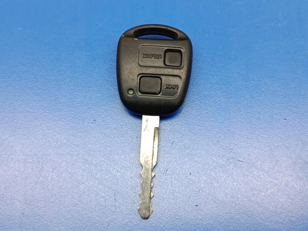 фото №10, Toyota yaris замок запалювання