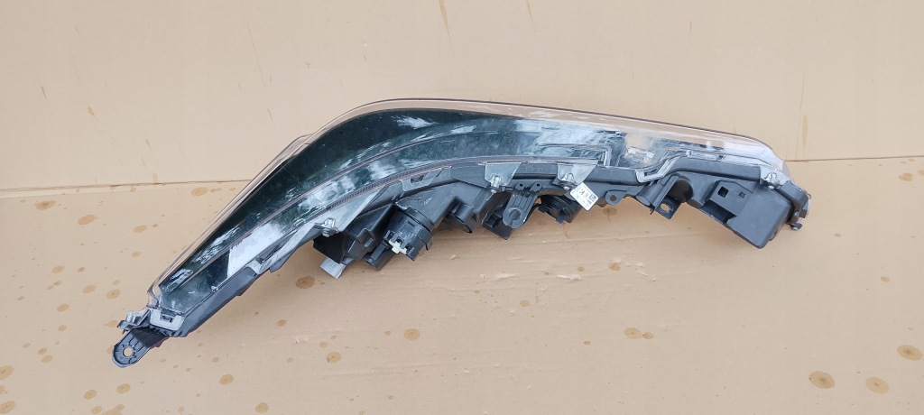 Фара перед передняя левая toyota corolla e21 18-23rok 81150-02s70 оригинал в Украине