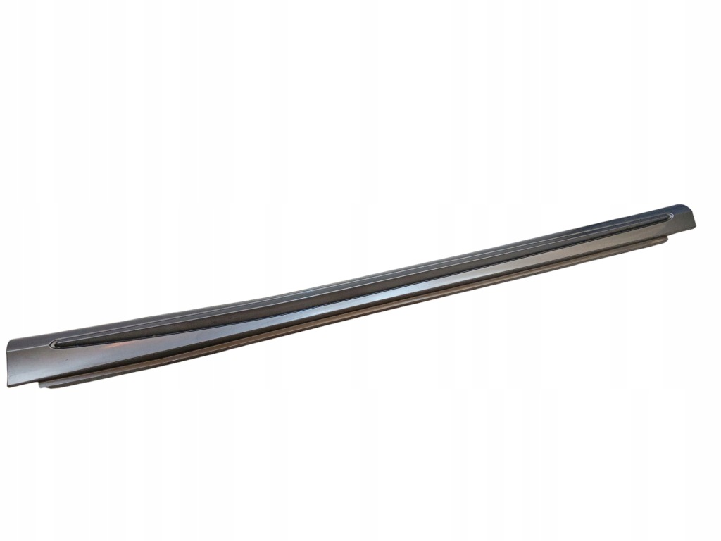 фото №1, Молдинг порог левая mercedes a w176 lift 2015-2018 amg код лакокрасочного покрытия 787