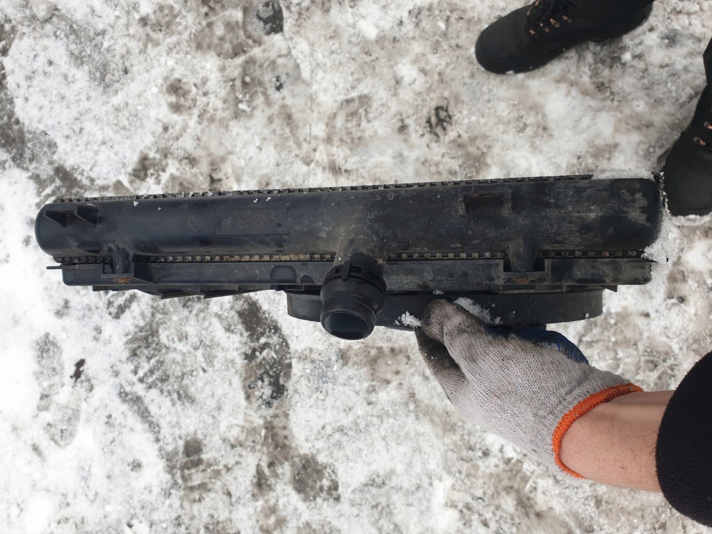 Радиатор воды вентиляторы vw passat b6 2.0 tdi 1k0121207aa в Украине