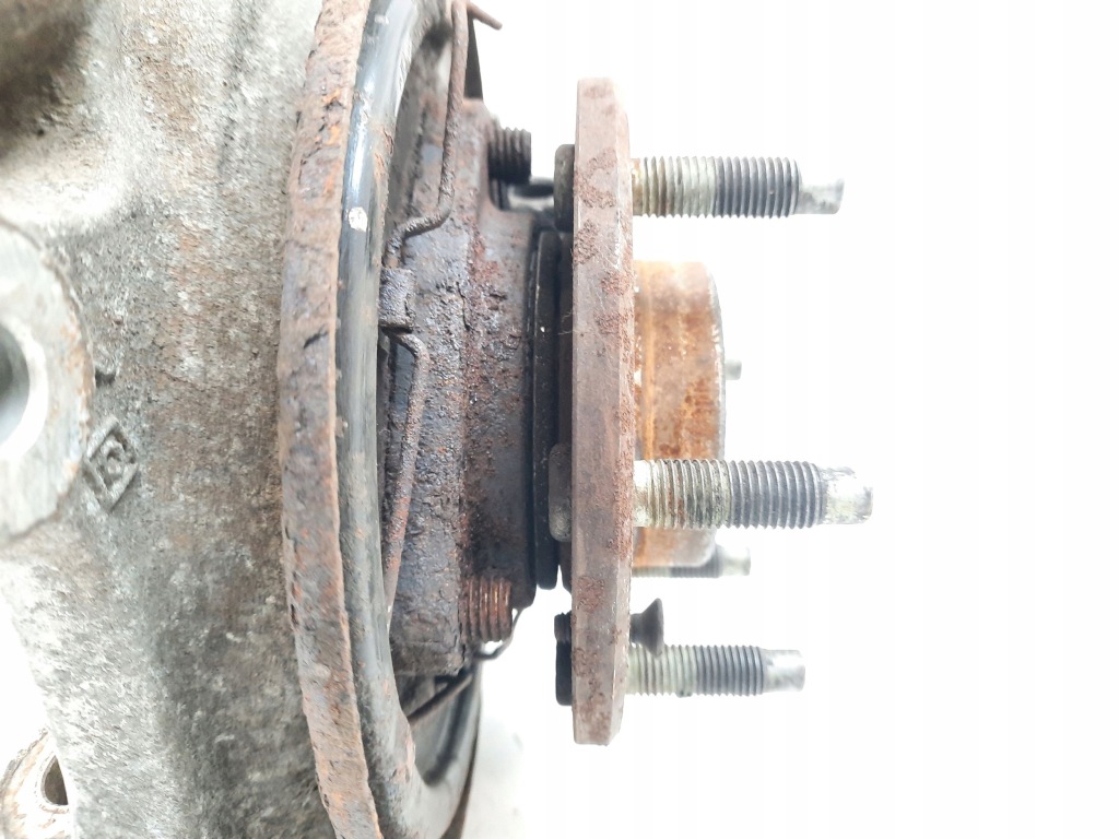 2005 cadillac srx ступица колеса заднего с Разборки