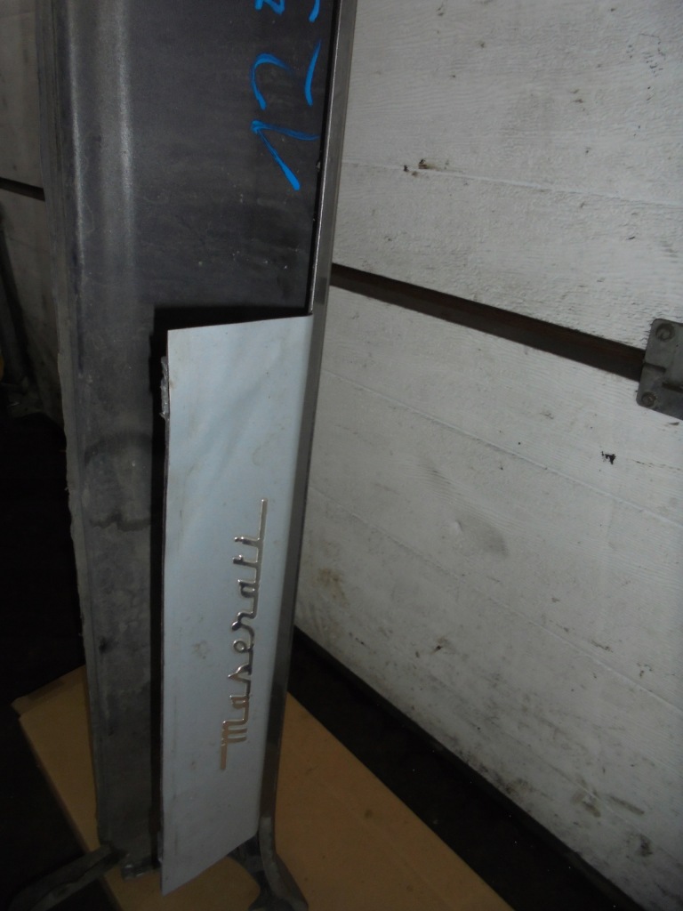 Порог правый накладка maserati quattroporte 4.2v8 06 с Разборки