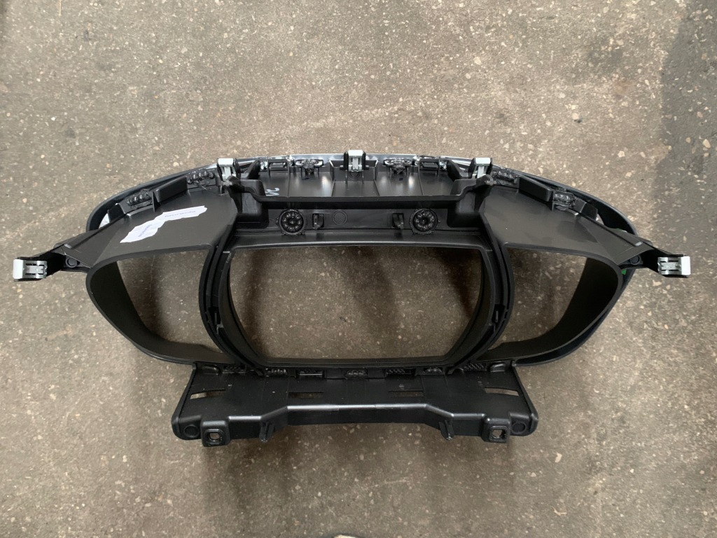 фото №4, Renault megane iv рамка корпус спидометра 682647342r