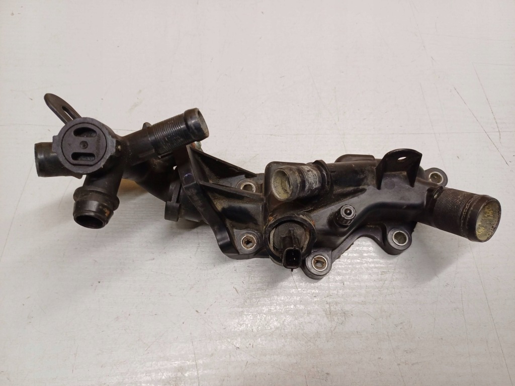 фото №1, Патрубок wody термостат renault captur 110606217r