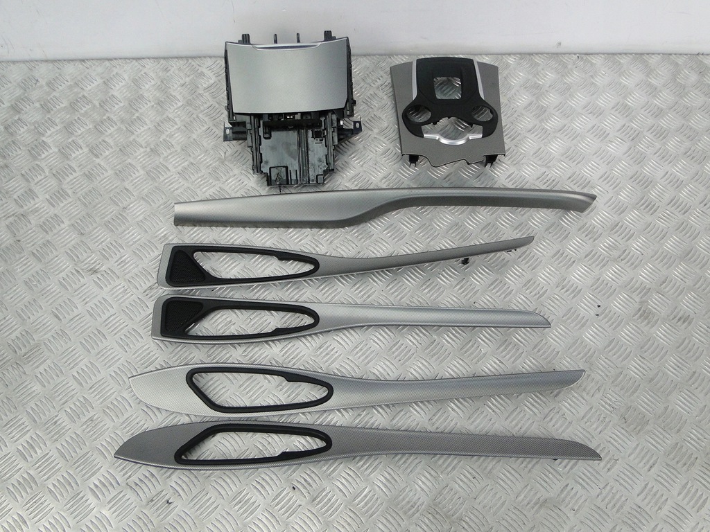 фото №2, Alfa romeo stelvio q4 декоры салона комплект