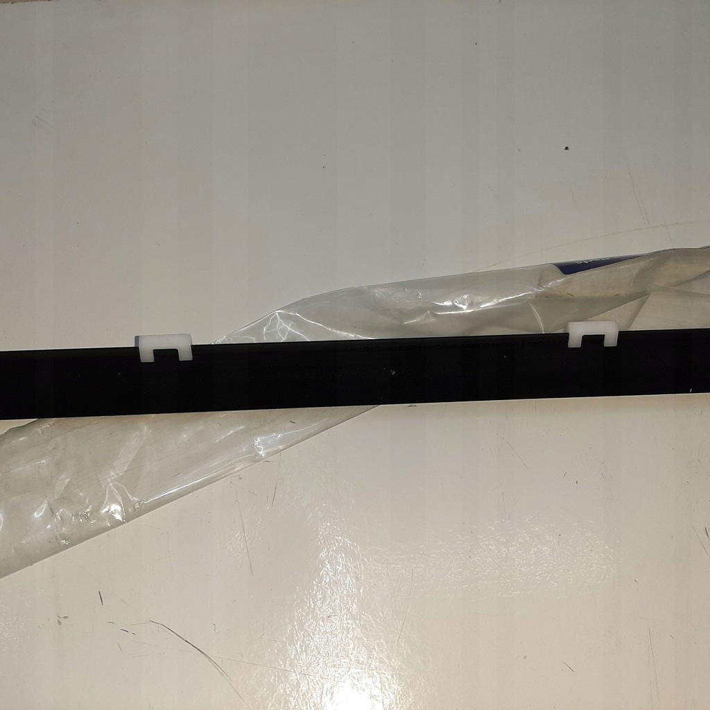 фото №6, Hyundai santa fe iii молдинг ущільнювач перед сторона права