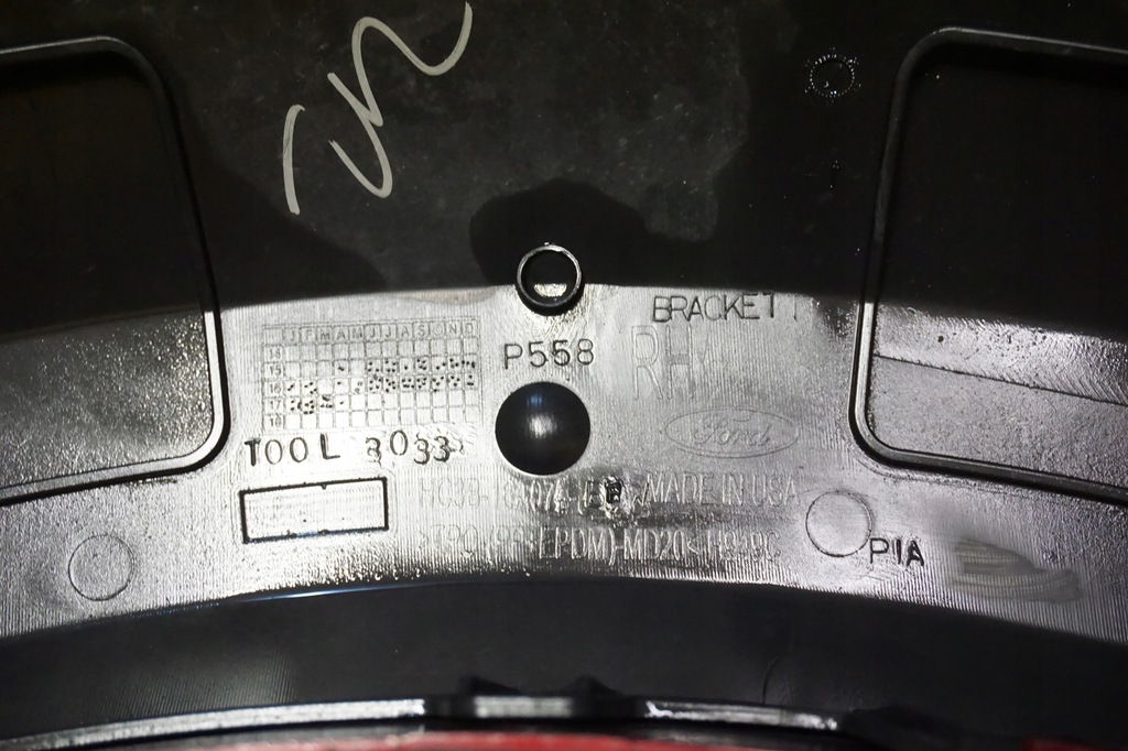 фото №14, Ford f-250 fat boy 2017 - 2022 молдинг накладка крыла перед правая usa