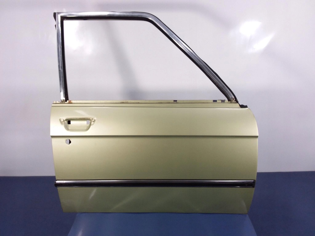 фото №1, Bmw 5 e12 дверь передние правое