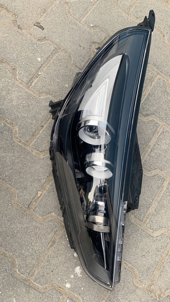 фото №1, Hyundai i30 2017- n performance лампа права