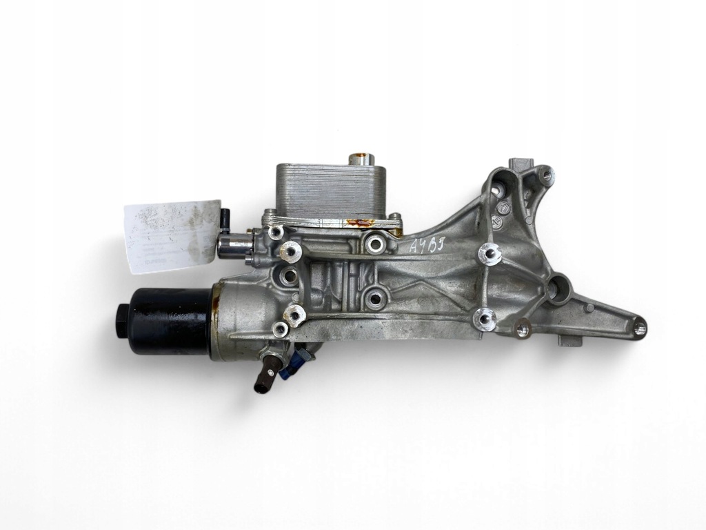 фото №9, Audi a4 s4 b9 8w 2023 кронштейн / кронштейн фильтра масла 06n903143