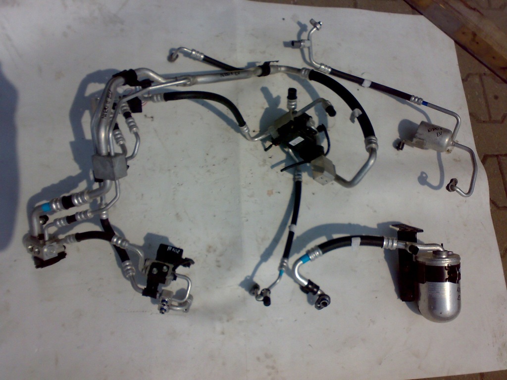 фото №1, Kia niro ii ev 2022 - дроти шланг кондиціонера kpl.