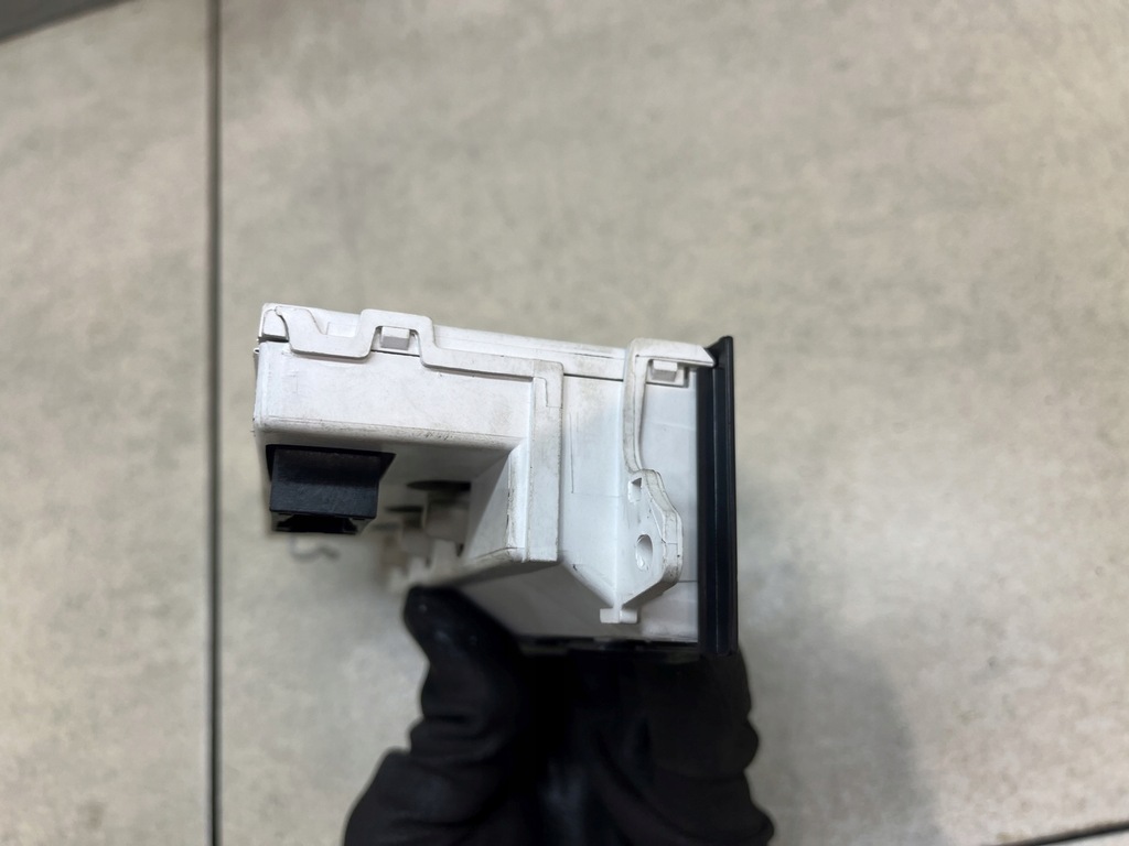 фото №6, Дисплей экран радио peugeot 1007 1.4 16v 9648634177