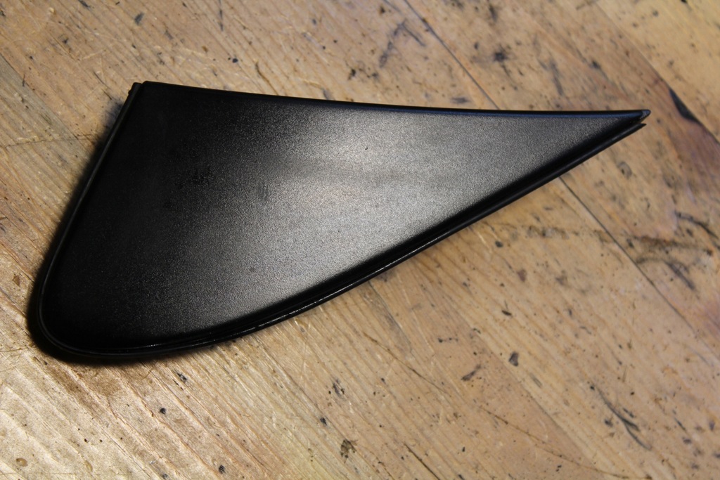 фото №10, Заглушка крыла правая corolla e12 60117-02020