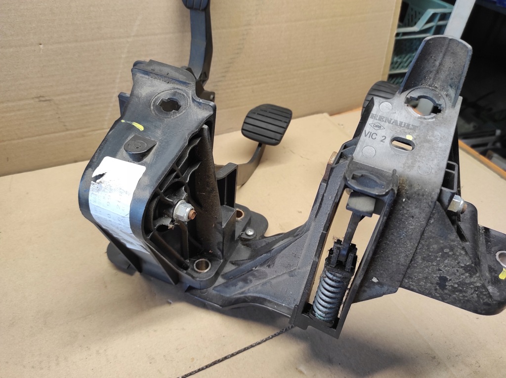 фото №4, Педалі зчеплення gamulca газу renault master iii 465104099r 180101626r