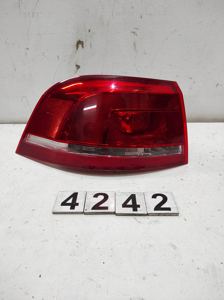 фото №1, Лампа левый задняя vw passat b7 kombi 3af945095c