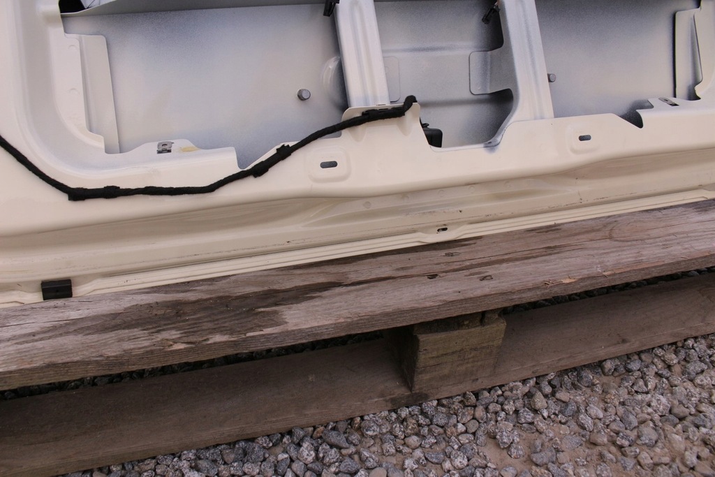 фото №8, Кришка багажника скло кришки задня vw touran ii