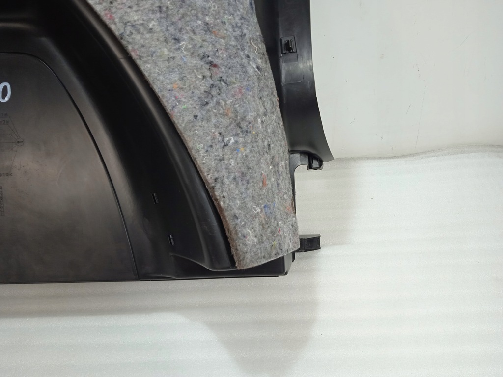 фото №9, Skoda yeti обшивка багажника левый задняя 5l6867427j