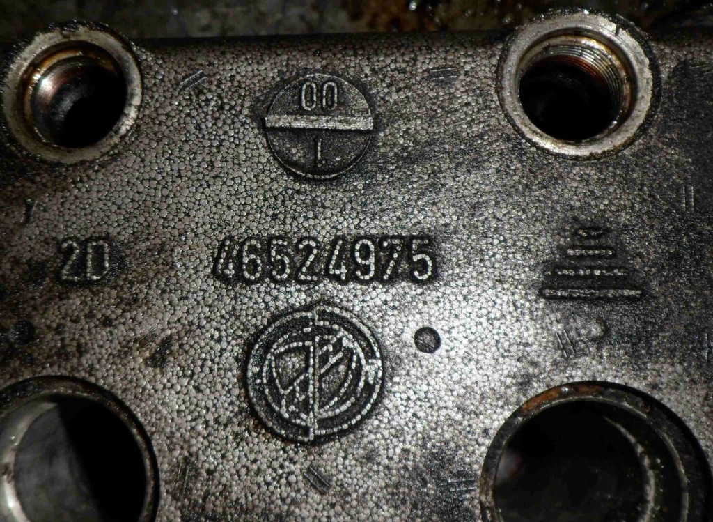 фото №8, Корпус валов распределительного вала 1.2 fiat bravo marea su y