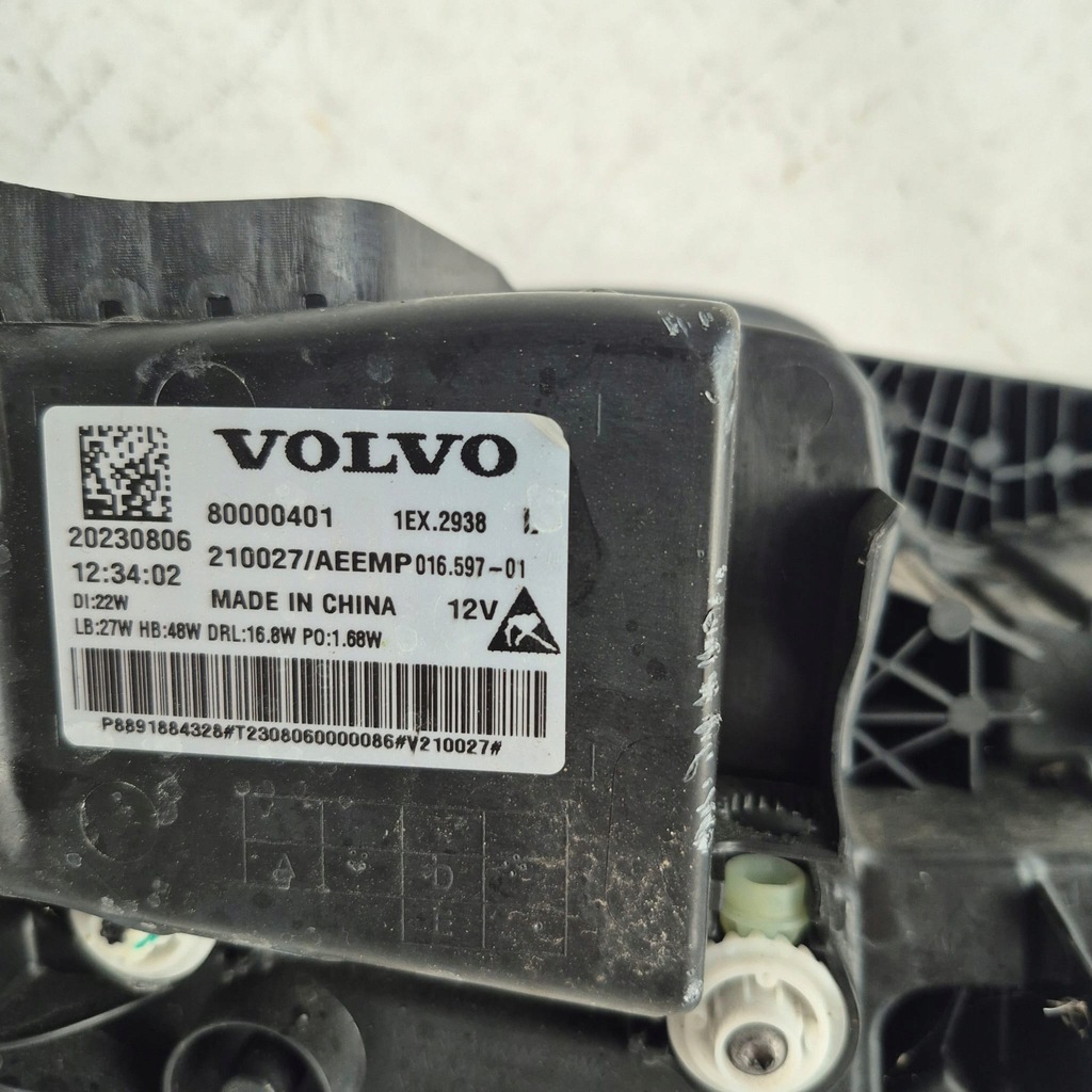 фото №10, Volvo ex30 ex-30 23- лампа ліва перед передня full led 80000401