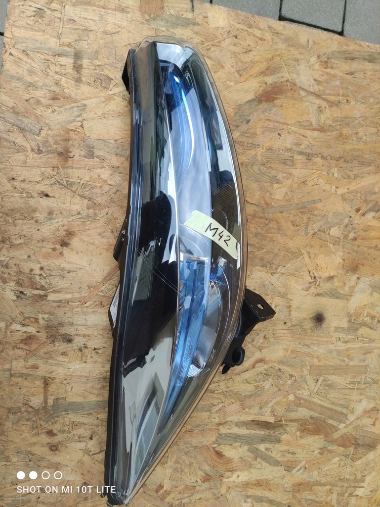 фото №10, Renault zoe лампа права передня 260108268r