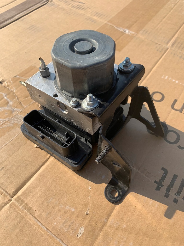 фото №2, Насос abs renault twingo iii