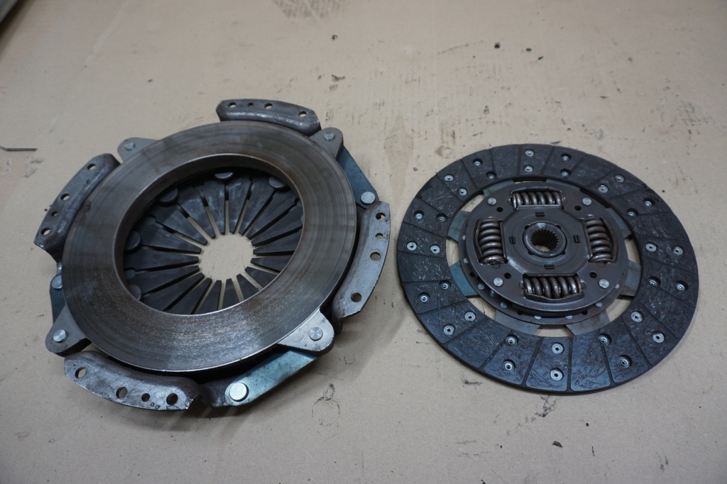 фото №1, Nissan patrol сцепление диск + прижим gr y61 3,0 di комплект