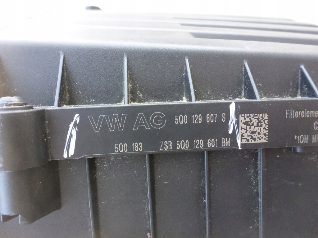 фото №9, Vw skoda seat 5q0129601bb корпус фильтра воздуха оригинал