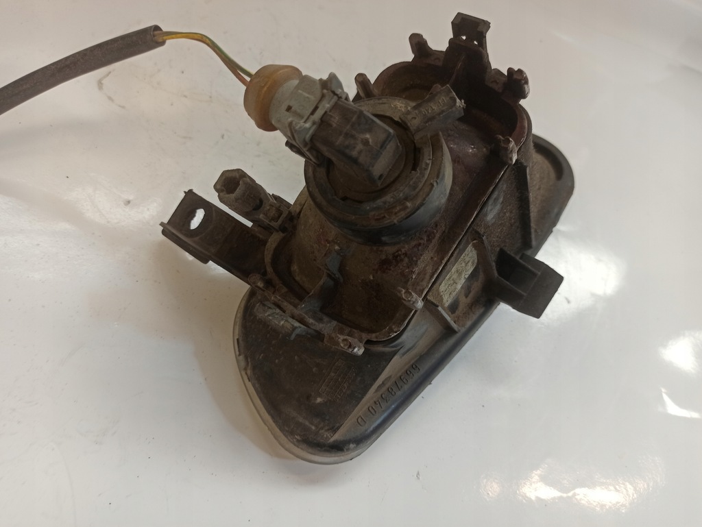 фото №16, Peugeot 406 coupe противотуманная фара правый перед valeo 66978340d zu08260200