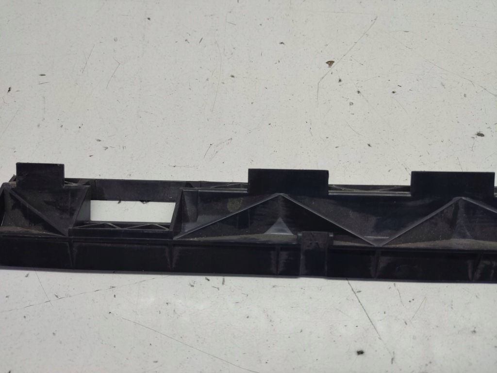 Mercedes-benz gle w167 2022 element оздоблення стійка a1676988801 Недорого