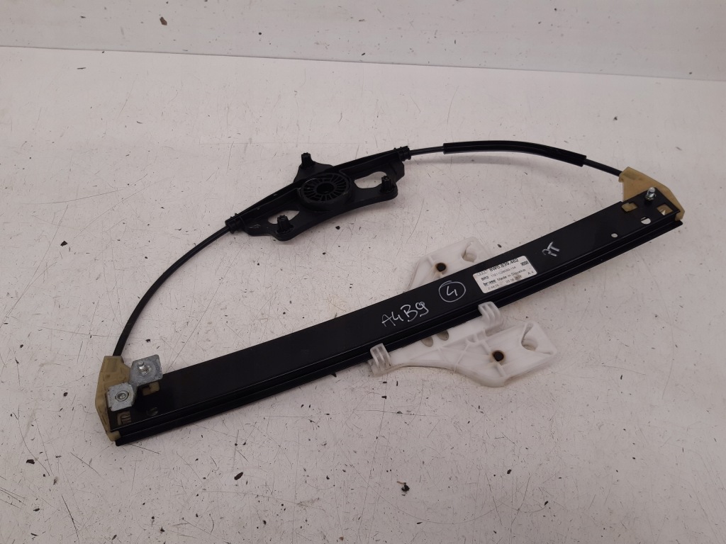 фото №1, Подъемник стекло правый задняя 8w0839462 audi a4 b9