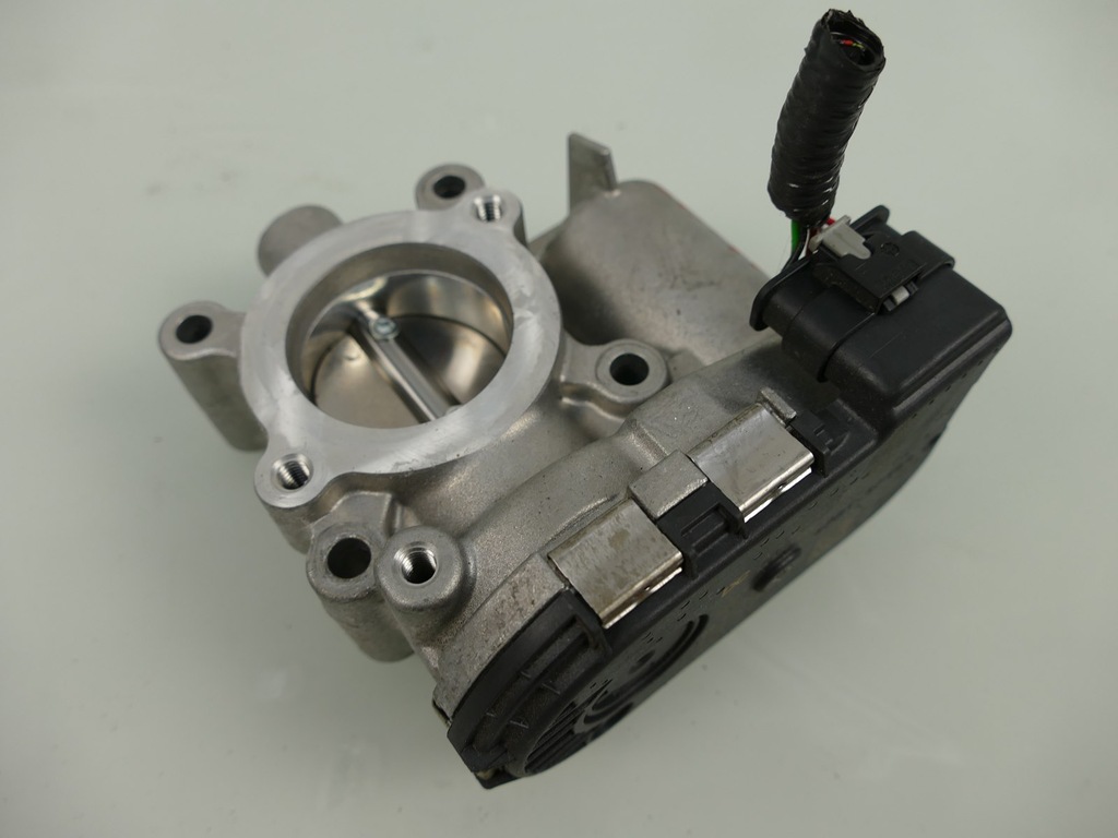 фото №1, Nissan qashqai j11 renault 1.3 dig-t дросельна заслінка a2821410200