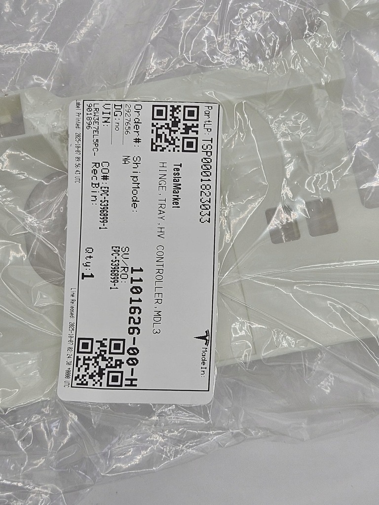 фото №1, Tesla - лоток с петли - блок управления wysokonapięciowy аккумулятора