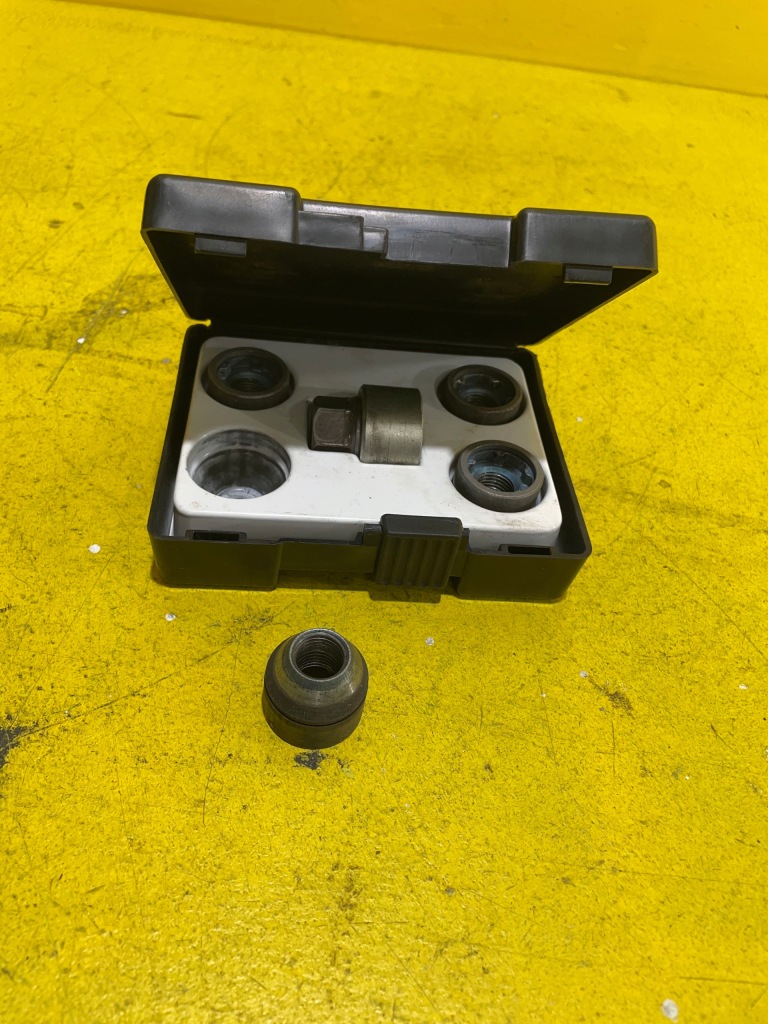 Opel insignia - захист Доставка