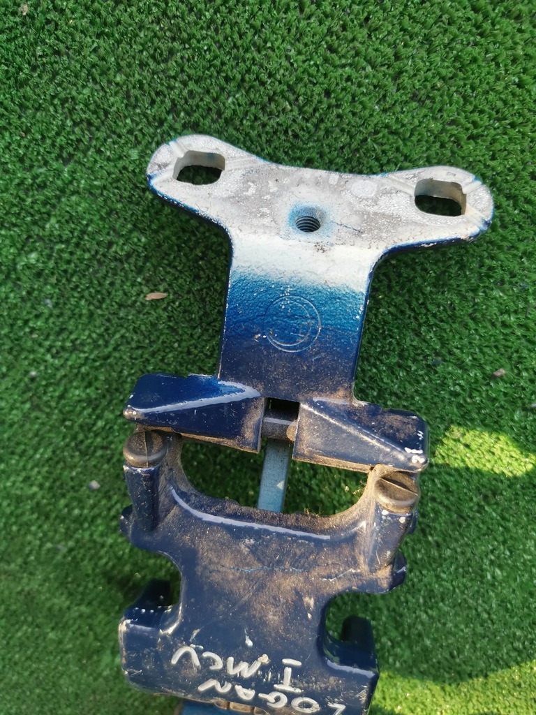 фото №3, Dacia logan i mcv петля двері