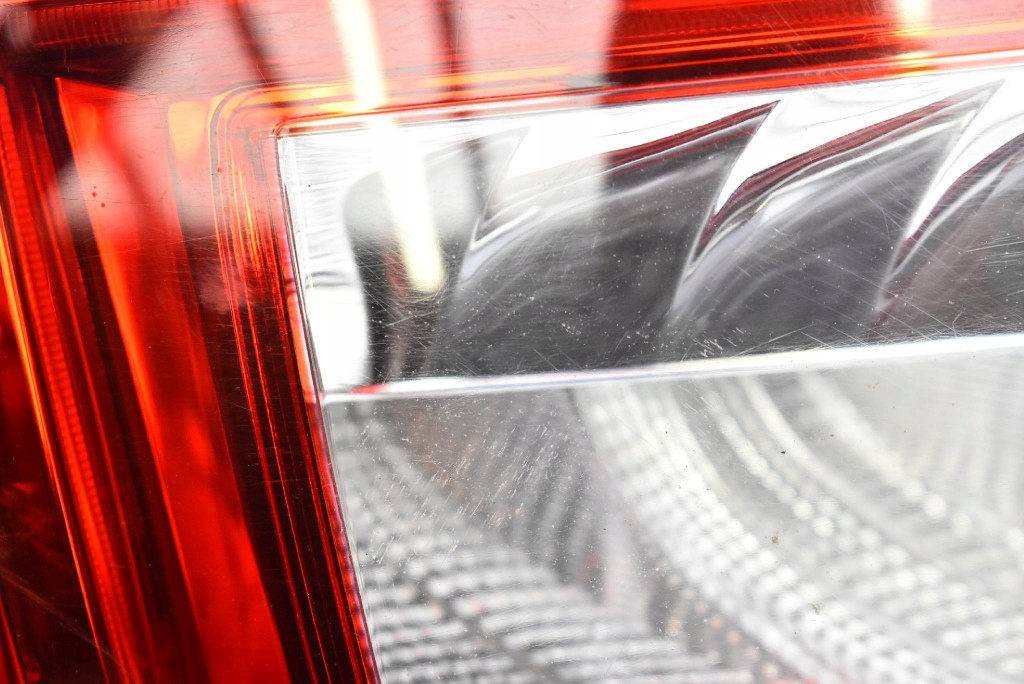 Лампа левая задний  задняя 5e9945095a skoda octavia 3 iii kombi 13-17 с Разборки