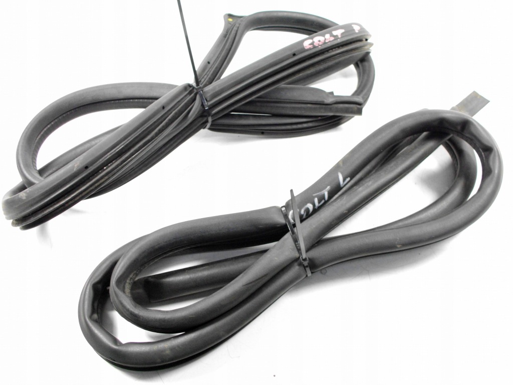 фото №1, Mitsubishi colt iv 94r прокладка кузовна перед