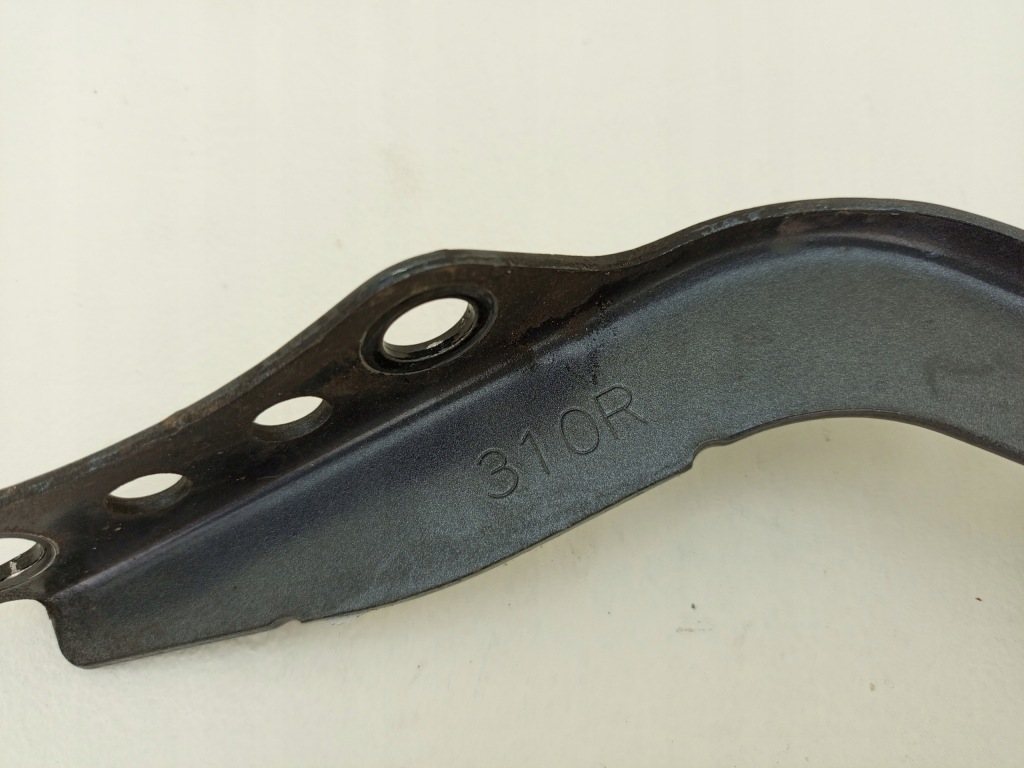 фото №10, Toyota rav4 v 5 2019- петли капот правый левый перед комплект