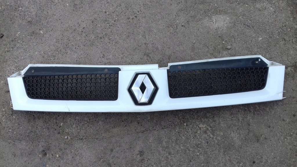 фото №1, Решётка радиатора решётка радиатора радиатора 8200233765 renault master ii lift 03-10