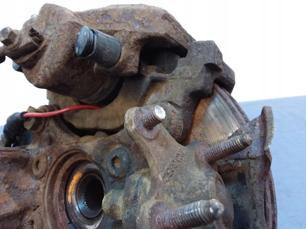 Vw eos 1.6 fsi поворотний кулак mcperson лівий перед в Україні