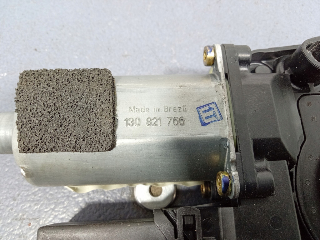 фото №8, Vw polo iv 9n 5d моторчик скло правий перед 6q5837752a