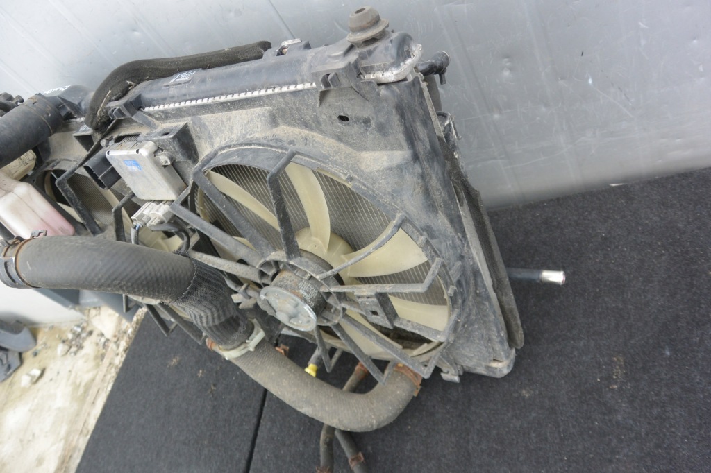 Радіатор вентилятор бачок комплект  3.5 v6 lexus gs 3 450h в Україні