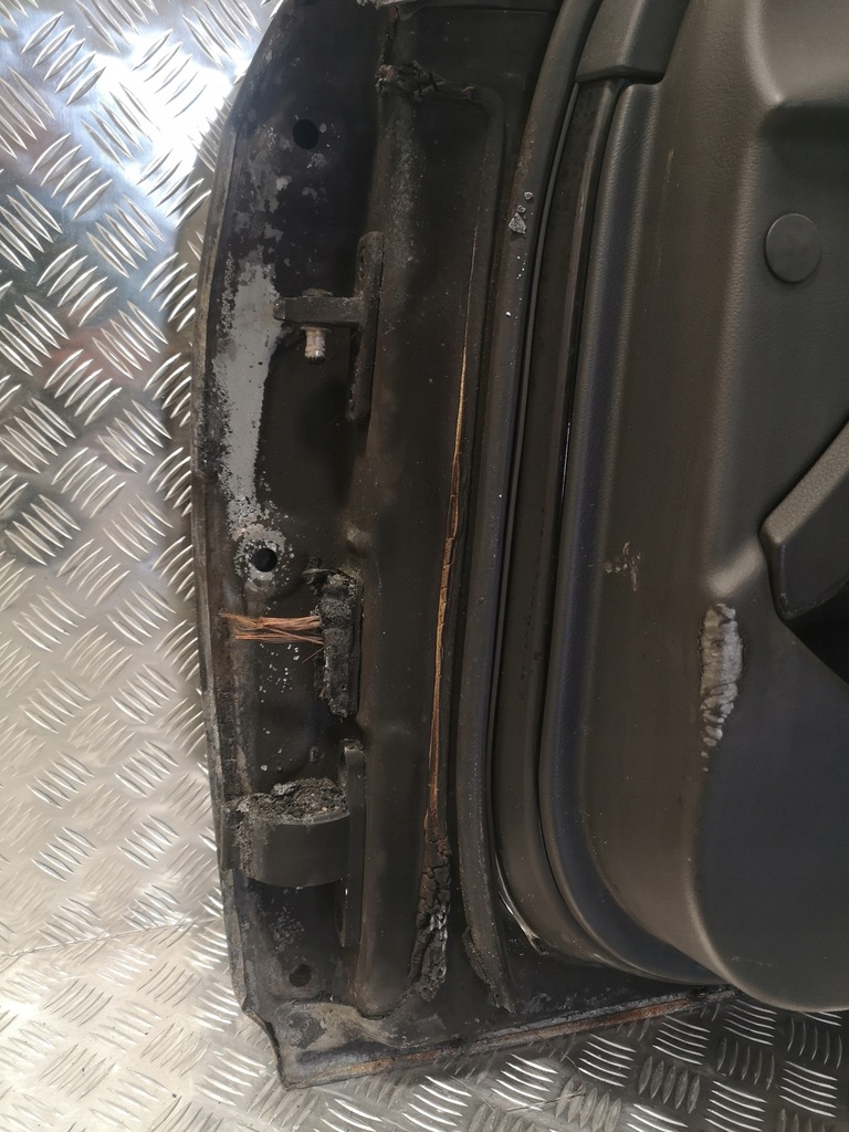 фото №10, Дверь правый перед mercedes e-klasa w213 197