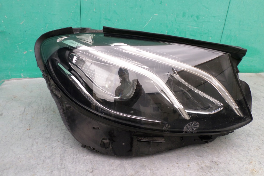 фото №1, Mercedes e klasa w213 лампа права фара правий