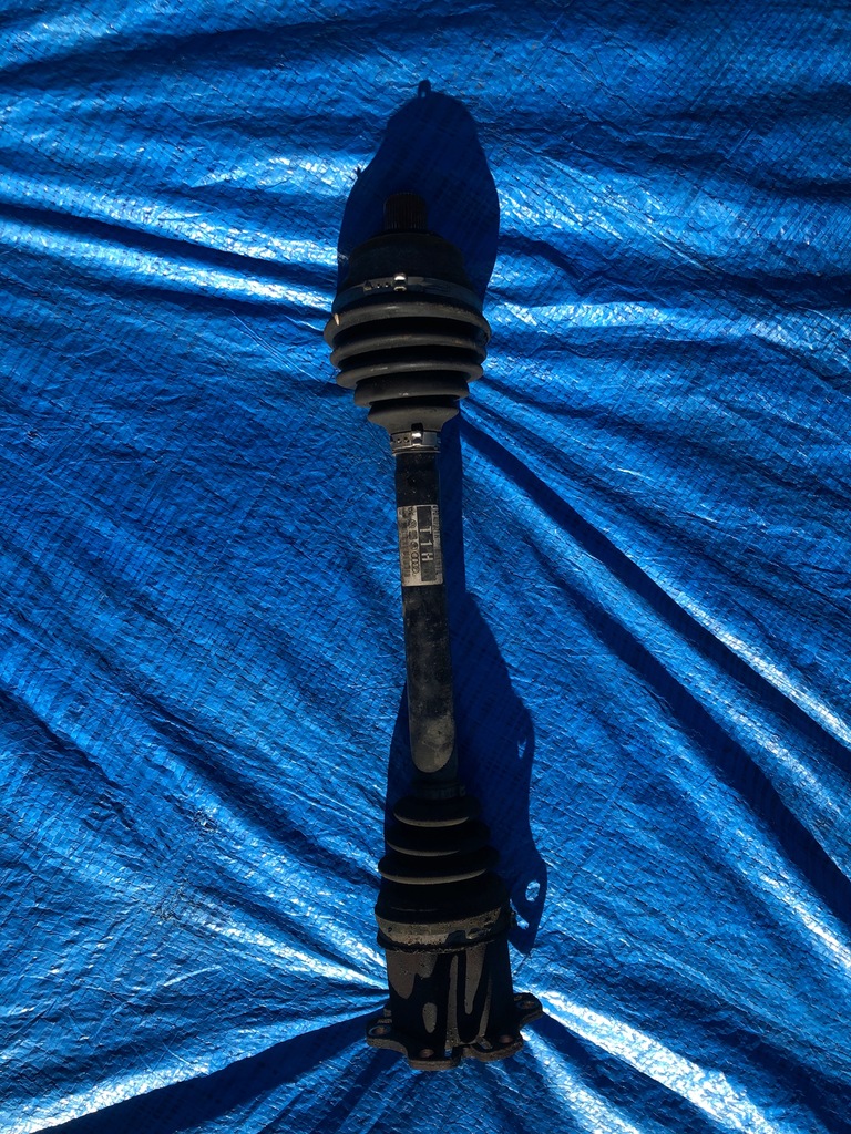 фото №1, Audi a6 c6 приводной вал левая 4f0407271h